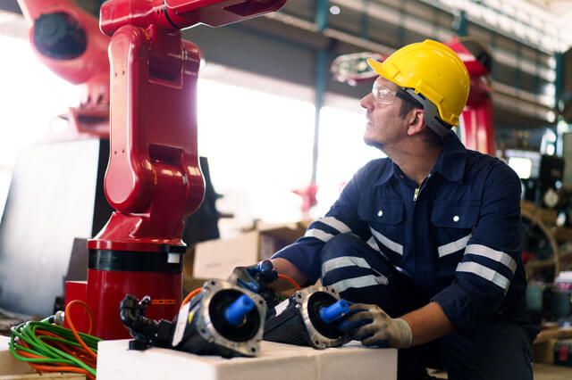 外国人スタッフ向け多言語マニュアル動画